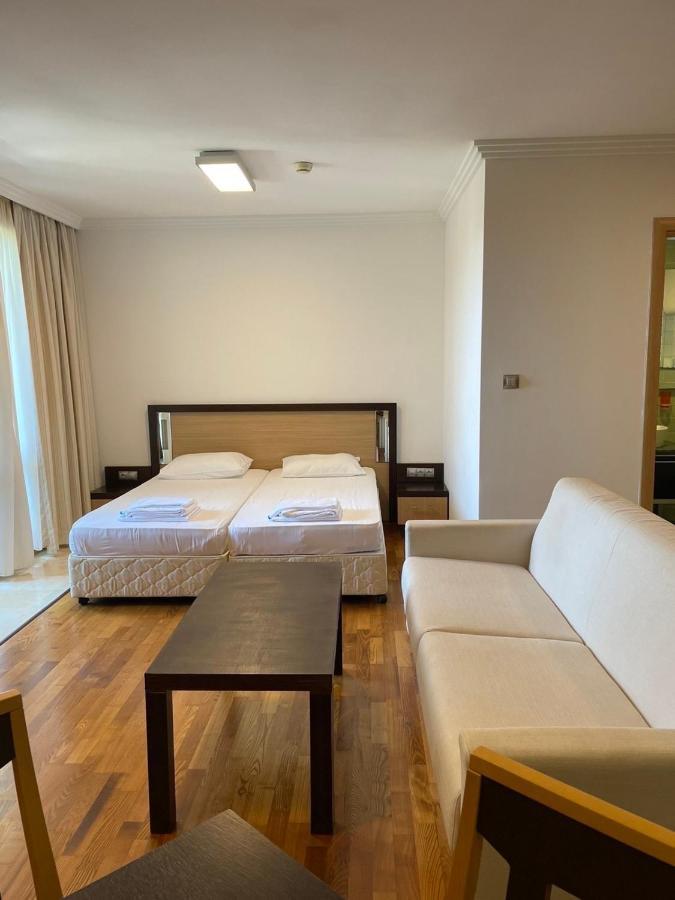 private apartments in Emerald Ravda Buitenkant foto